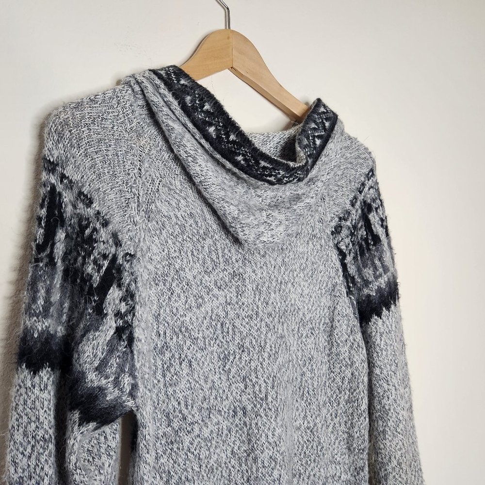 Pullover Ethnic Gray Knit Llama Print Hoodie Tasseled Sweater Cape Poncho Womens - Picture 4 of 4